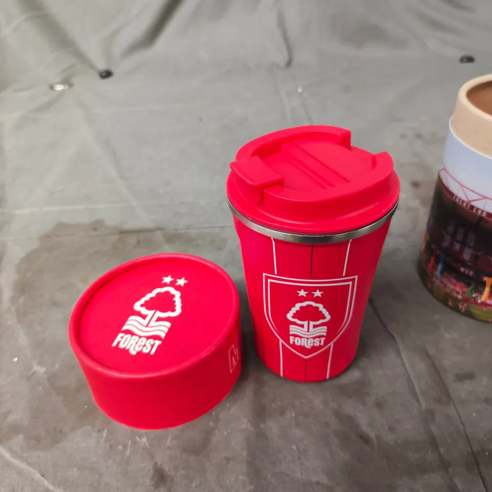 NOTTINGHAM FOREST TRAVEL MUG WITH CREST - RED CUP WITH LID