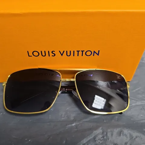 LOUIS VUITTON SUNGLASSES WITH GOLD TONE FRAME – DARK LENSES