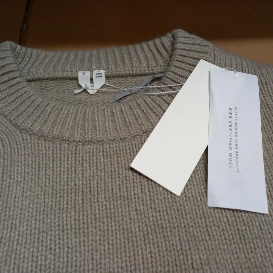 ARKET CERTIFIED WOOL CREW JUMPER - EUR M