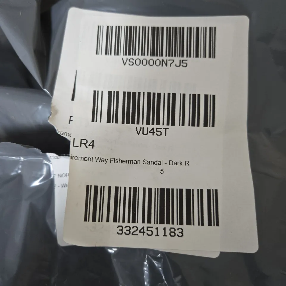 MEN'S FISHERMAN SANDALS - DARK RED LEATHER, UK 5