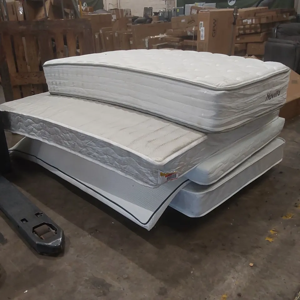 PALLET CONTAINING 4x ASSORTED MATTRESSES AND 1x MATTRESSES TOPPER