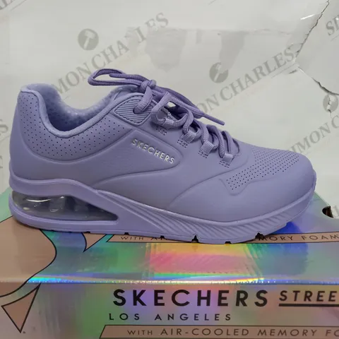 SKECHERS LOS ANGELES MEMORY FOAM TRAINER IN PURPLE SIZE 6