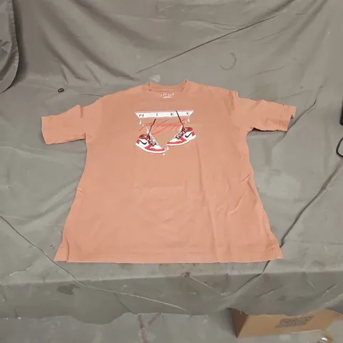 JORDAN T-SHIRT – OVERSIZED FIT, PINK (UK SMALL, S)