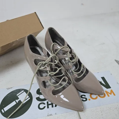 ANNE MICHELLE TAUPE LACED HEELS UK 5