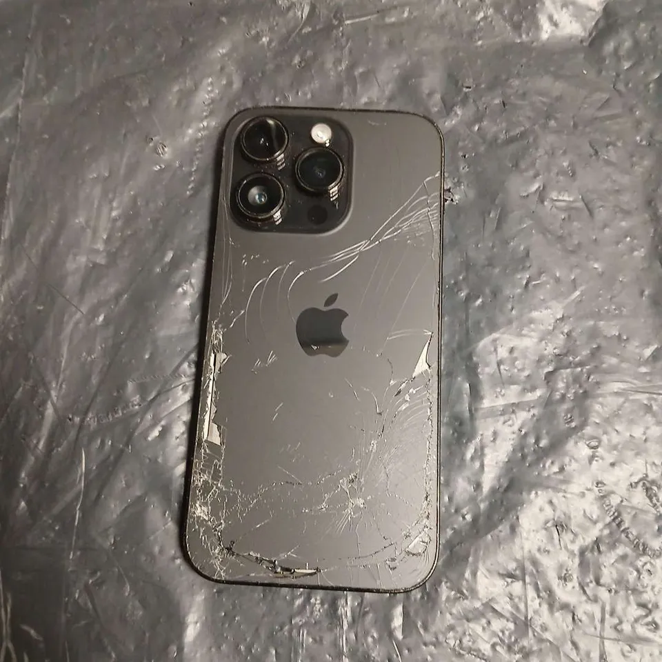 APPLE IPHONE SMARTPHONE – SPACE GREY