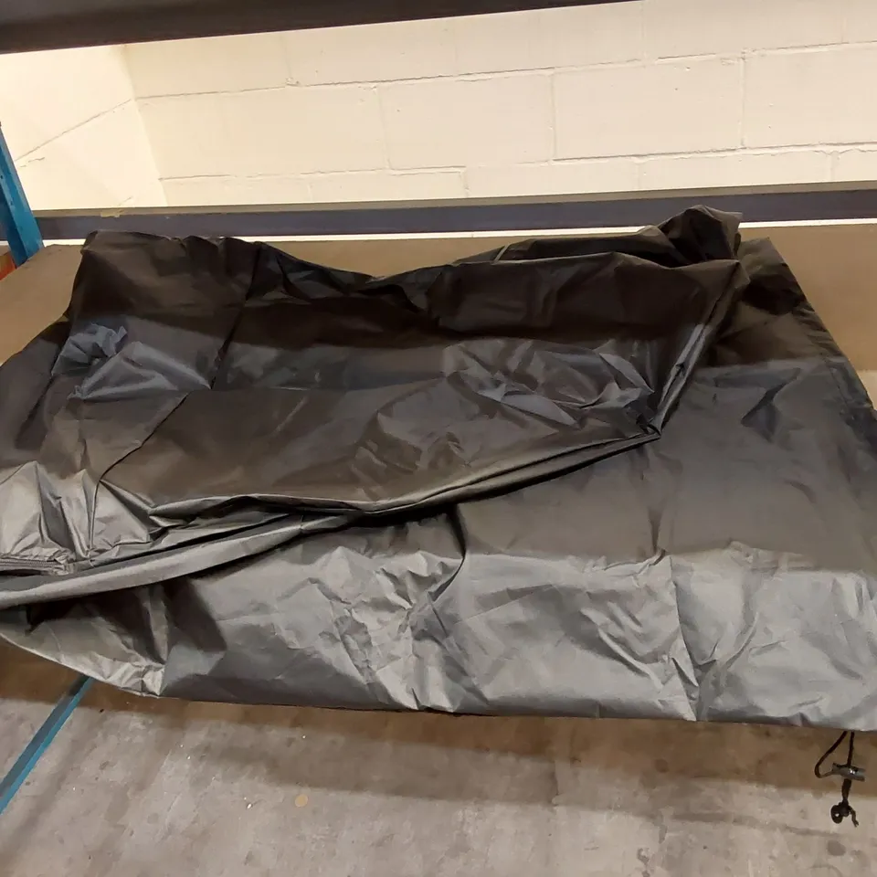 BAGGED OUTDOOR EGG CHAIR COVER (1 ITEM)