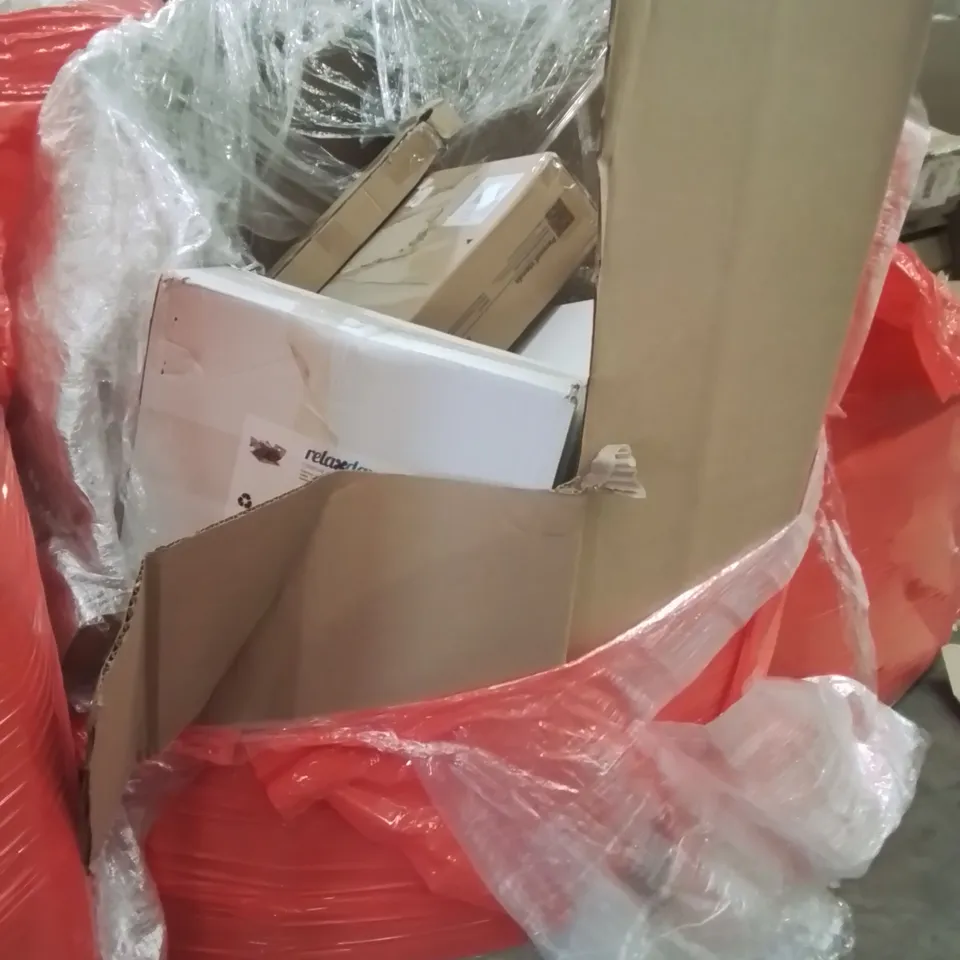 PALLET OF ASSORTED ITEMS TO INCLUDE, ROLLER BLINDS, ELECTRIC STAND FAN, PARASOL BASE, PAIR PLANTERS, LOG BASKET, LAWN LEAF BAGS, RETRACTABLE STAIR GATE.