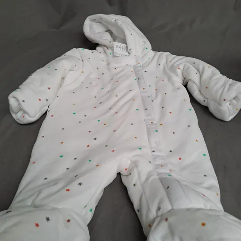 M&S PADDED WHITE ONESI WITH STARS - 6-9 MONTHS