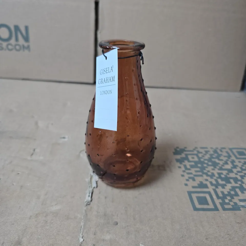 BOX OF 8 BOXES OF GISELA GRAHAM SMALL BROWN TEXTURED VASES 6 PER BOX