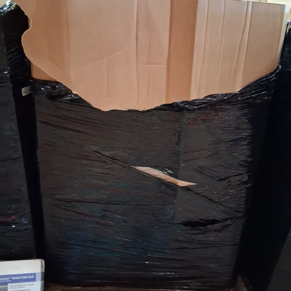 PALLET CONSISTING OF A LARGE QUANTITY OF ASSORTED HOUSEHOLD AND ELECTRICAL PRODUCTS AND ACCESSORIES TO INCLUDE;