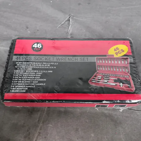 46-PIECE SOCKET WRENCH SET IN RED & BLACK CASE