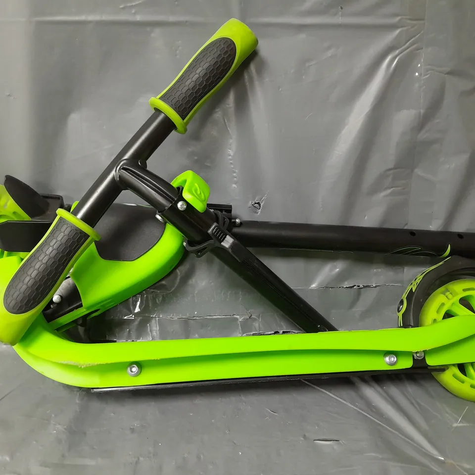 BOXED EVO LIGHT SPEED LIME KIDS SCOOTER  RRP £34.99