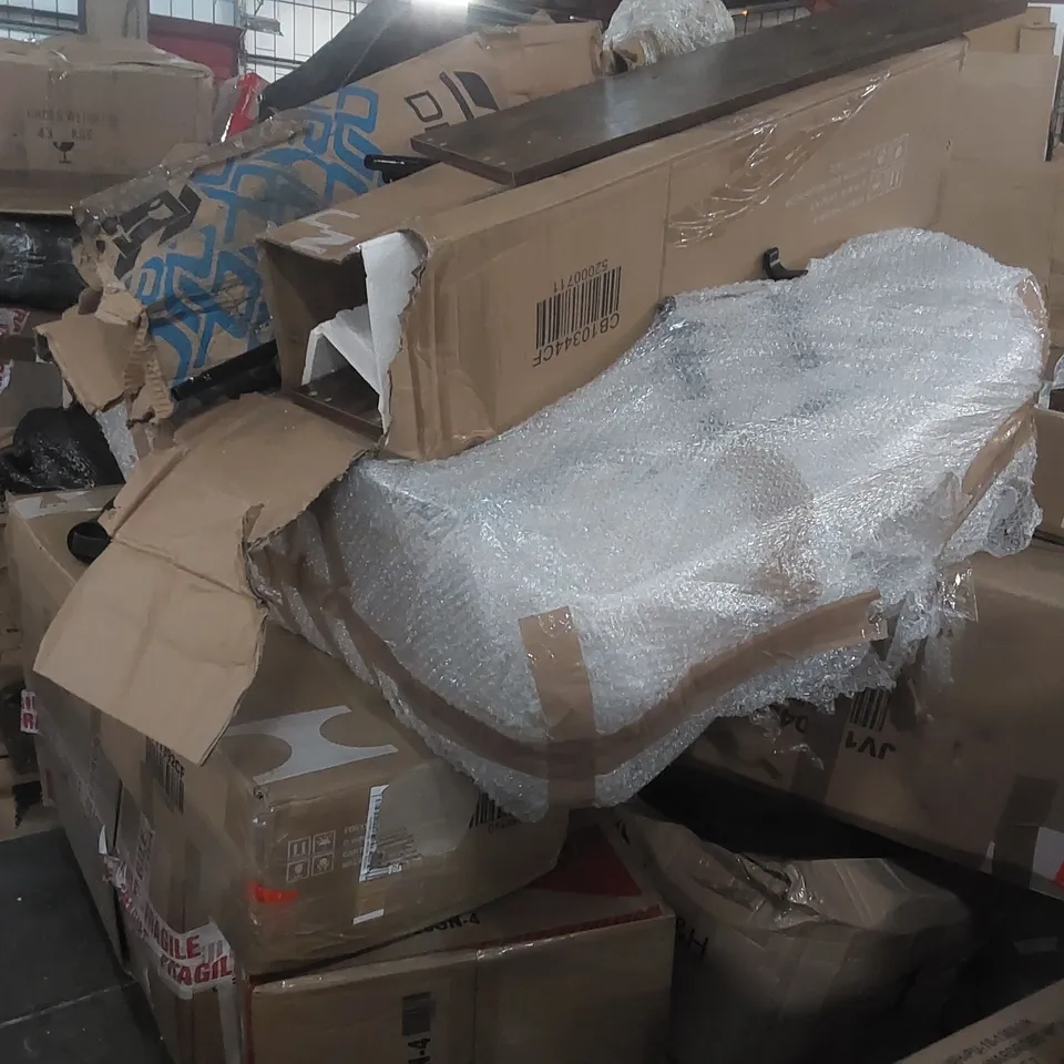 PALLET CONTAINING A LARGE QUANTITY OF ASSORTED FURNITURE PARTS ECT 