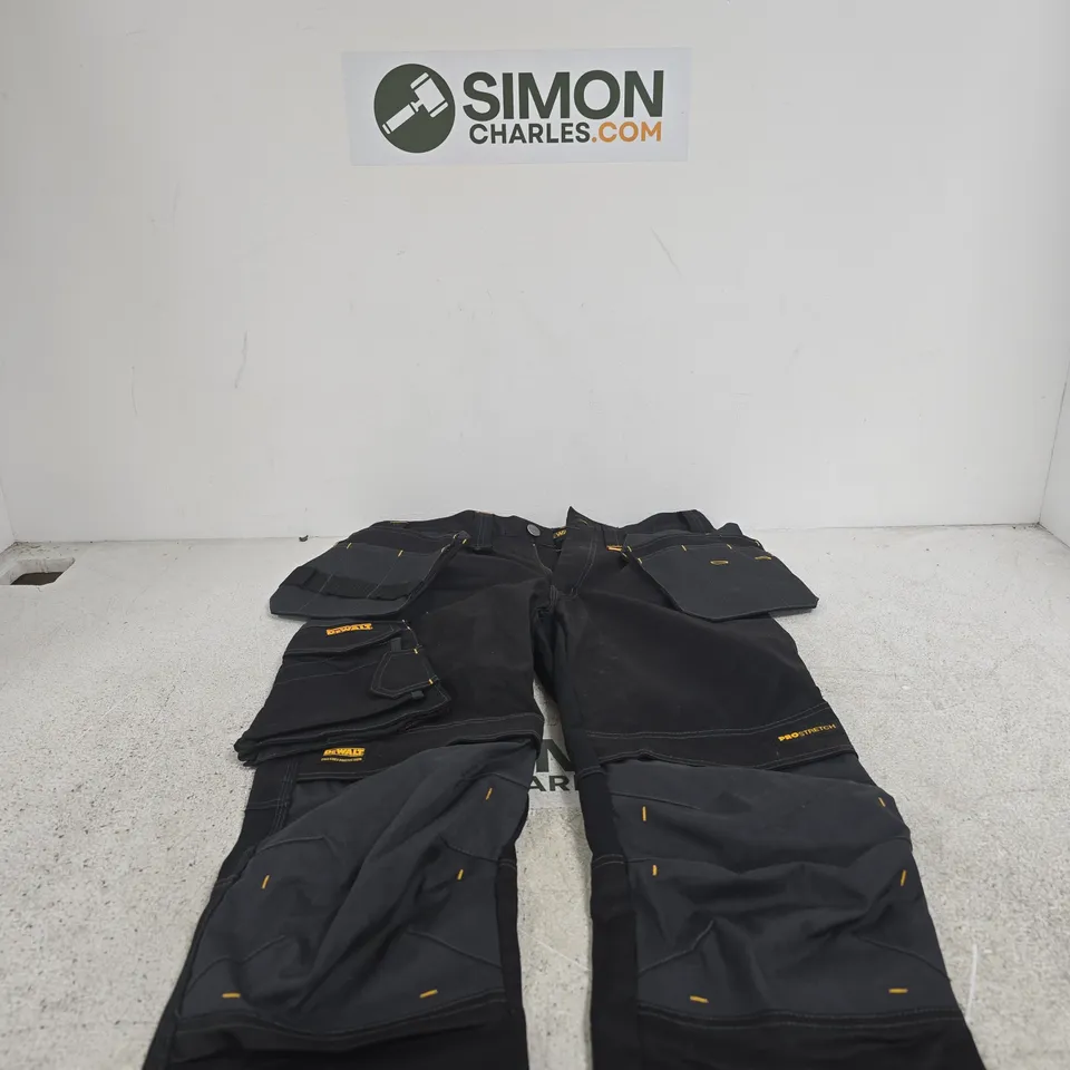 DEWALT WORK TROUSERS (MEN'S) – BLACK, UK 34/29