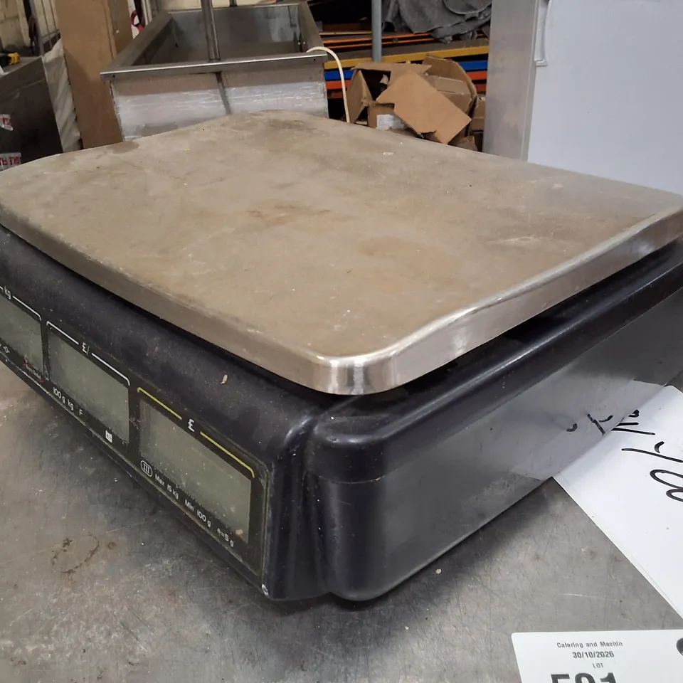 AVERY BERKEL FX50 COUNTER SCALES