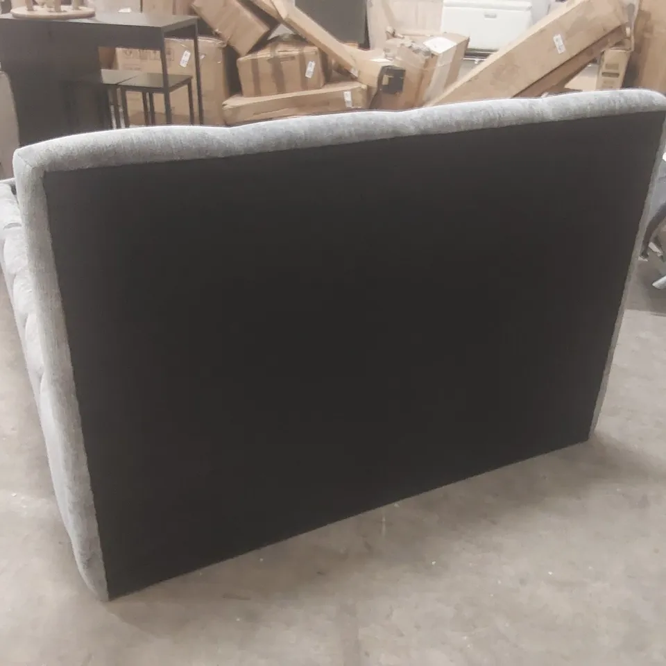 MODERN UPHOLSTERED DOUBLE BED WITH LIFT-UP STORAGE AND STRUCTURED HEADBOARD
