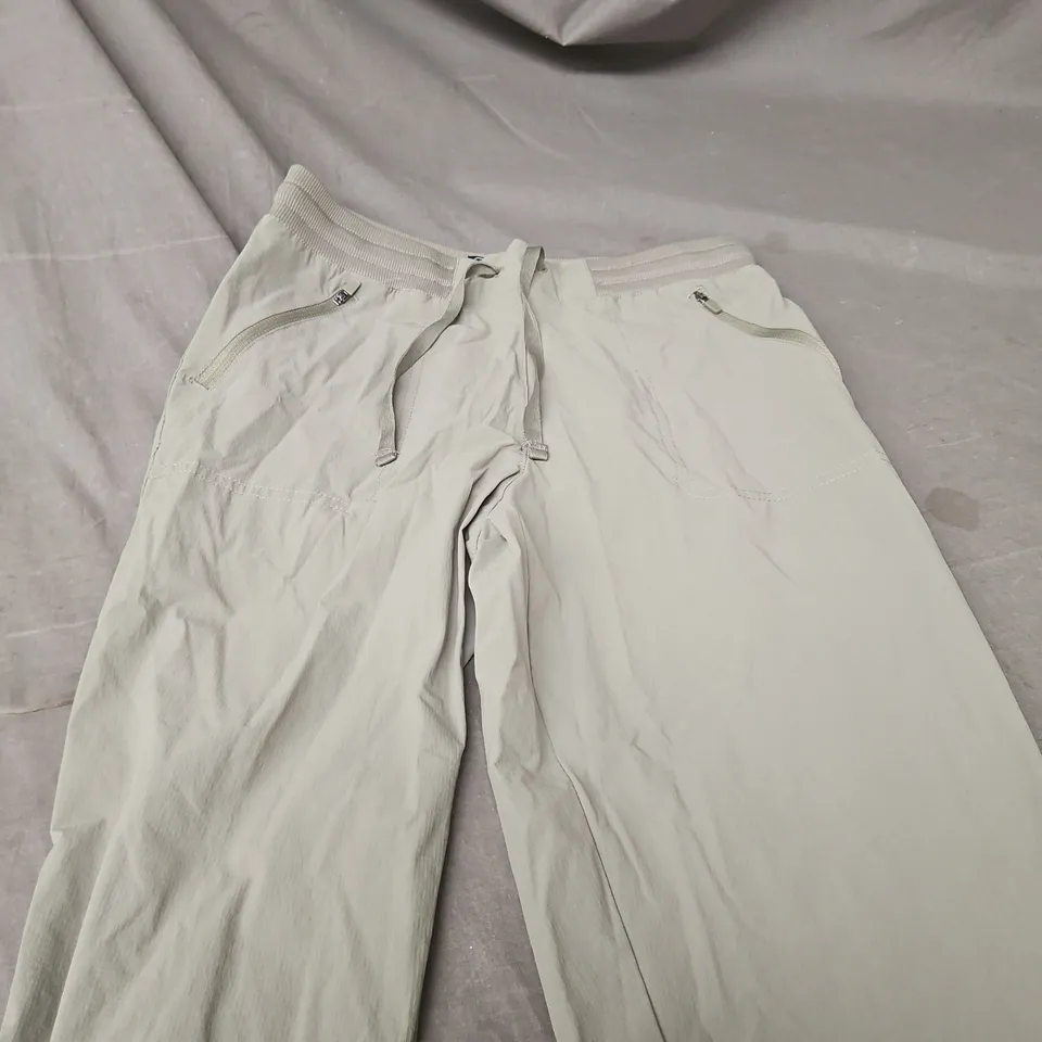 MOUNTAIN WAREHOUSE LIGHTWEIGHT HIKING TROUSERS – KHAKI, UK 8