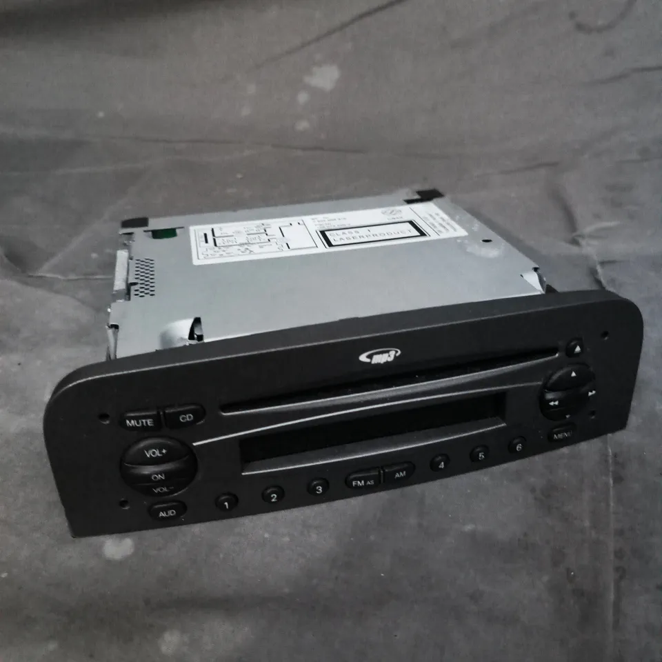 BLAUPUNKT CAR RADIO HEAD UNIT MP3 CD PLAYER (DIN)