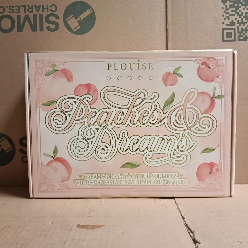 P.LOUISE PEACHES & DREAMS MYSTERY COSMETIC BOX SET