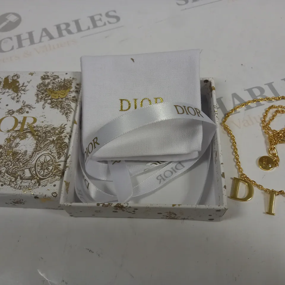 BOXED DIOR GOLD EFFECT NECKLACE