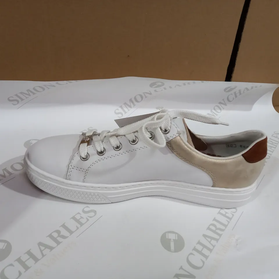 RIEKER WHITE AND GOLD SHOE SIZE 6.5