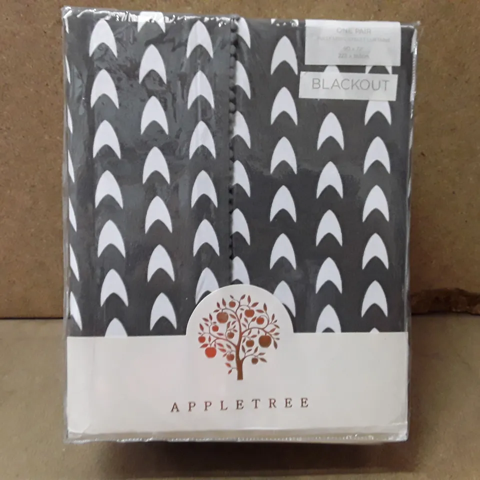 BRAND NEW APPLE TREE FULLY LINED CURTAINS - 228CM X 183CM (GREY 