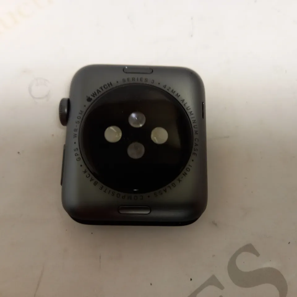 APPLE WATCH SERIES 3