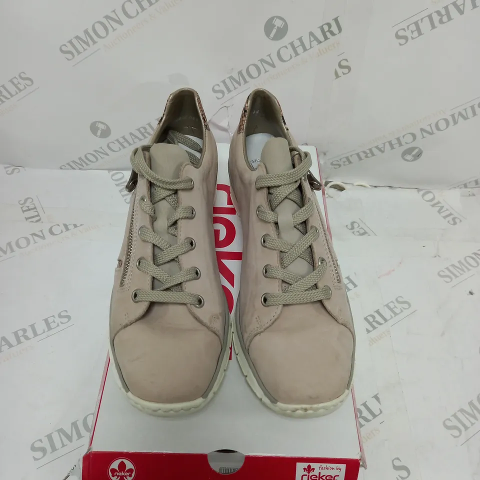 BOXED PAIR OF RIEKER TRAINERS IN TAUPE SIZE 6.5