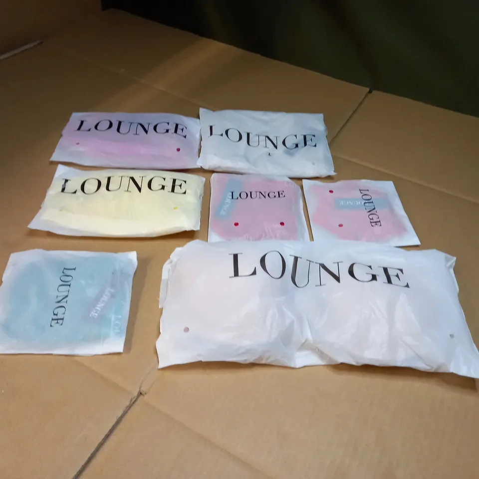 LOT OF APPROX 7 PACKAGED LOUNGE UNDERWEAR ITEMS VARYING IN STYLE/COLOUR/SIZE
