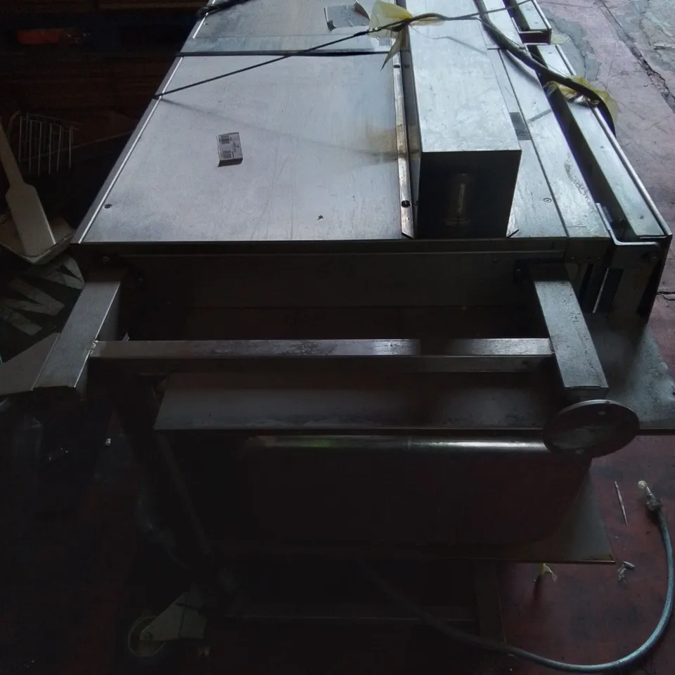 HOUNO COMMERCIAL DOUBLE OVEN 