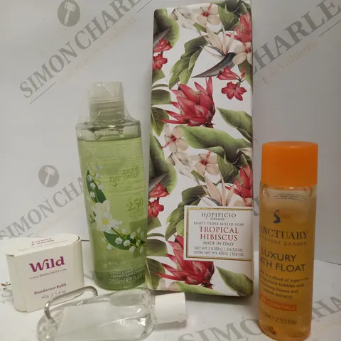 LOT OF APPROX 5 TO INCLUDE SOAP , LUXURY BATH FLOAT , DEODORANT REFILL , ETC