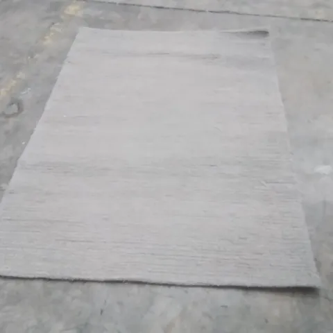 QUALITY DESIGNER AREA RUG - APPROXIMATELY 170X120CM