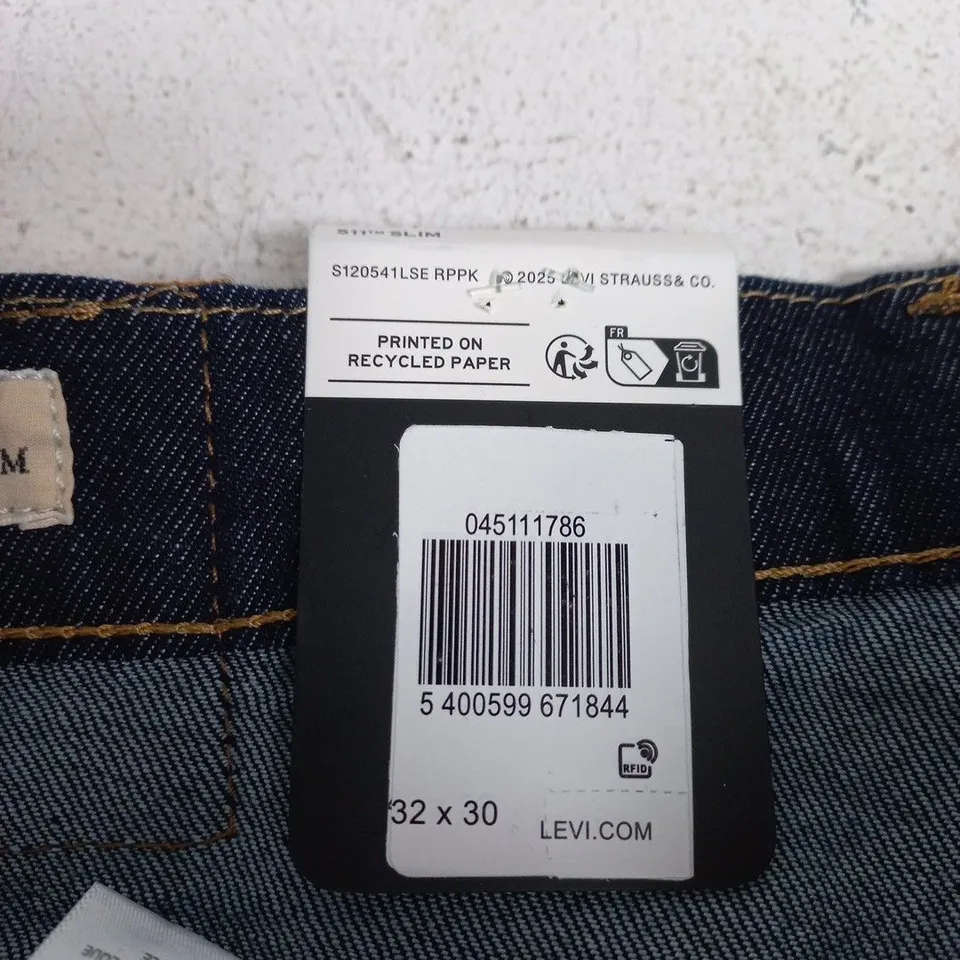 LEVI'S 511 SLIM JEANS – DARK DENIM, 32W X 30L (UK 32)