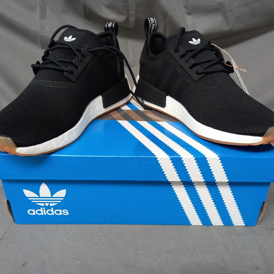 BOXED PAIR OF ADIDAS NMD R1 SHOES IN BLACK UK SIZE 9