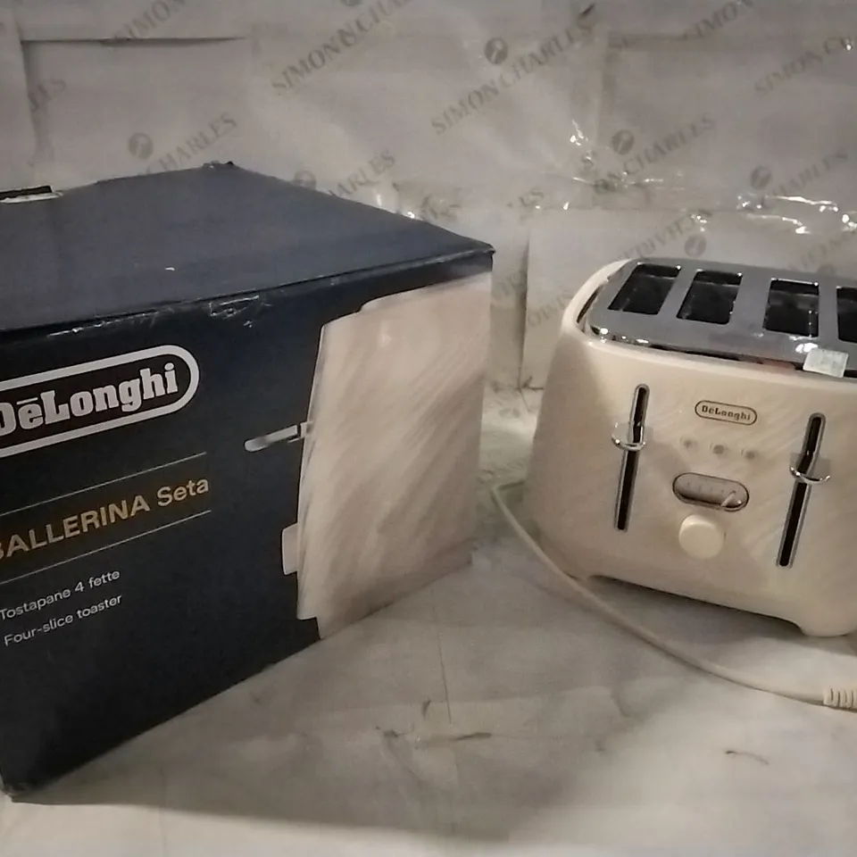 BOXED DELONGHI BALLERINA SETA 4 SLICE TOASTER 