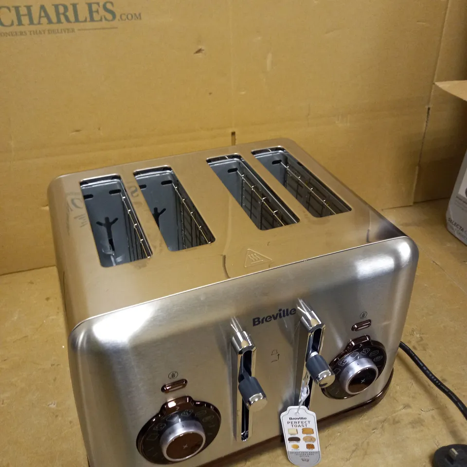 BREVILLE 4-SLICE TOASTER - STAINLESS STEEL