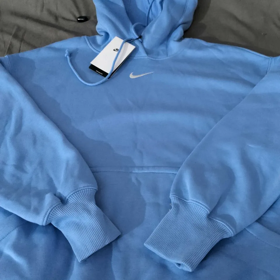 NIKE HOODIE – LIGHT BLUE - SIZE M