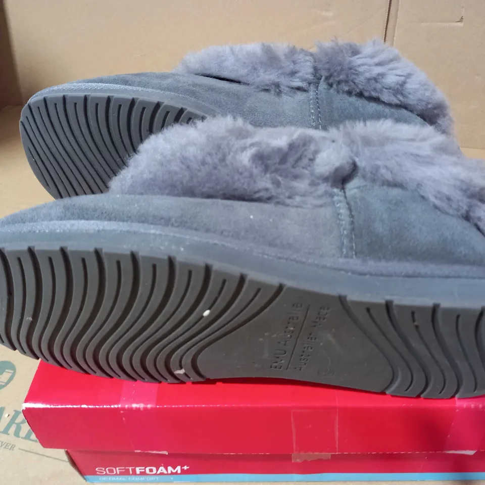 EMU MINTARO BOOT CHARCOAL SIZE 9