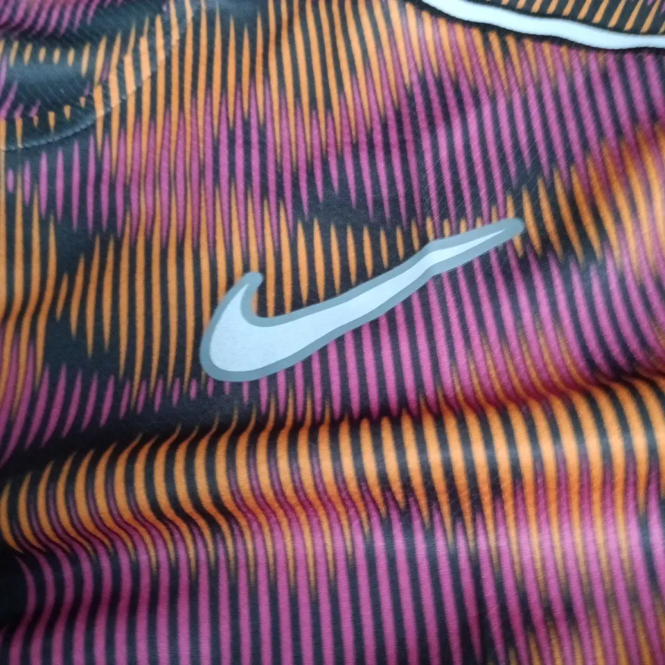 NIKE MEN'S T-SHIRT – PURPLE & ORANGE TIE-DYE PATTERN (M)