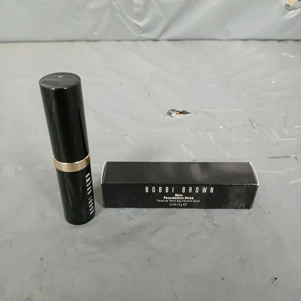 BOXED BOBBI BROWN SKIN FOUNDATION STICK - PORCELAIN N-012