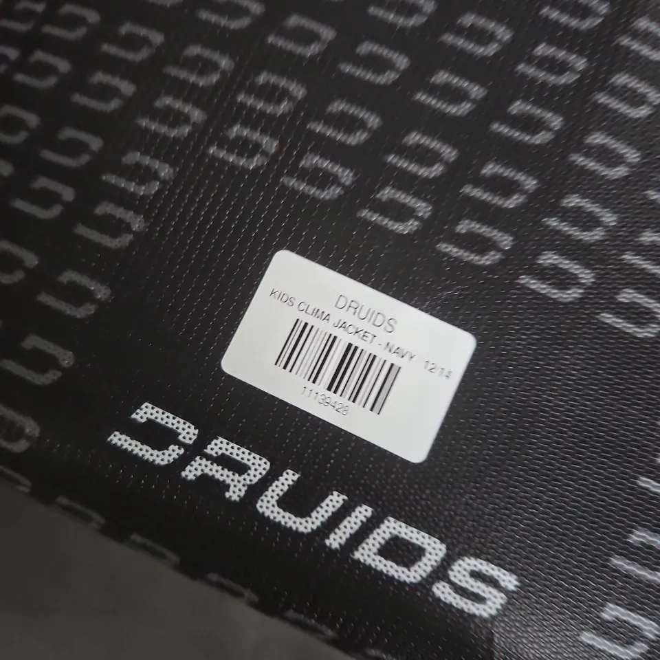 BAGGED DRUIDS KIDS CLIMA JACKET – NAVY, UK 12-14