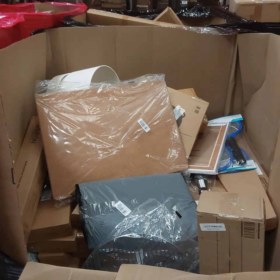 PALLET OF ASSORTED ITEMS INCLUDING: EV CHARGING CABLE, NAIL STATION, LARGE RUG, DOOR MAT, FITNESS MAT, ELECTRIC BUG SWATTERS ECT