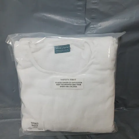 APPROXIMATELY 10 HOUSE OF BATH LUXURY BATH ROBES IN WHITE - L