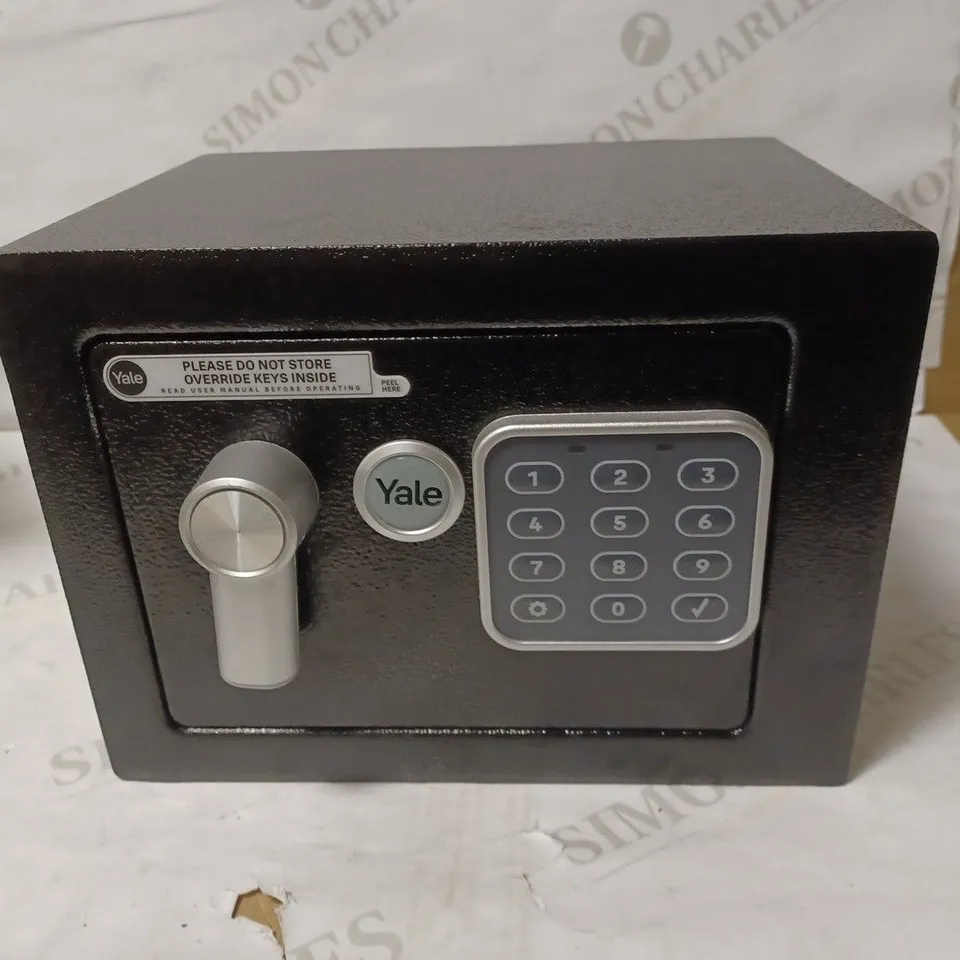 YALE ELECTRONIC SAFE MINI 