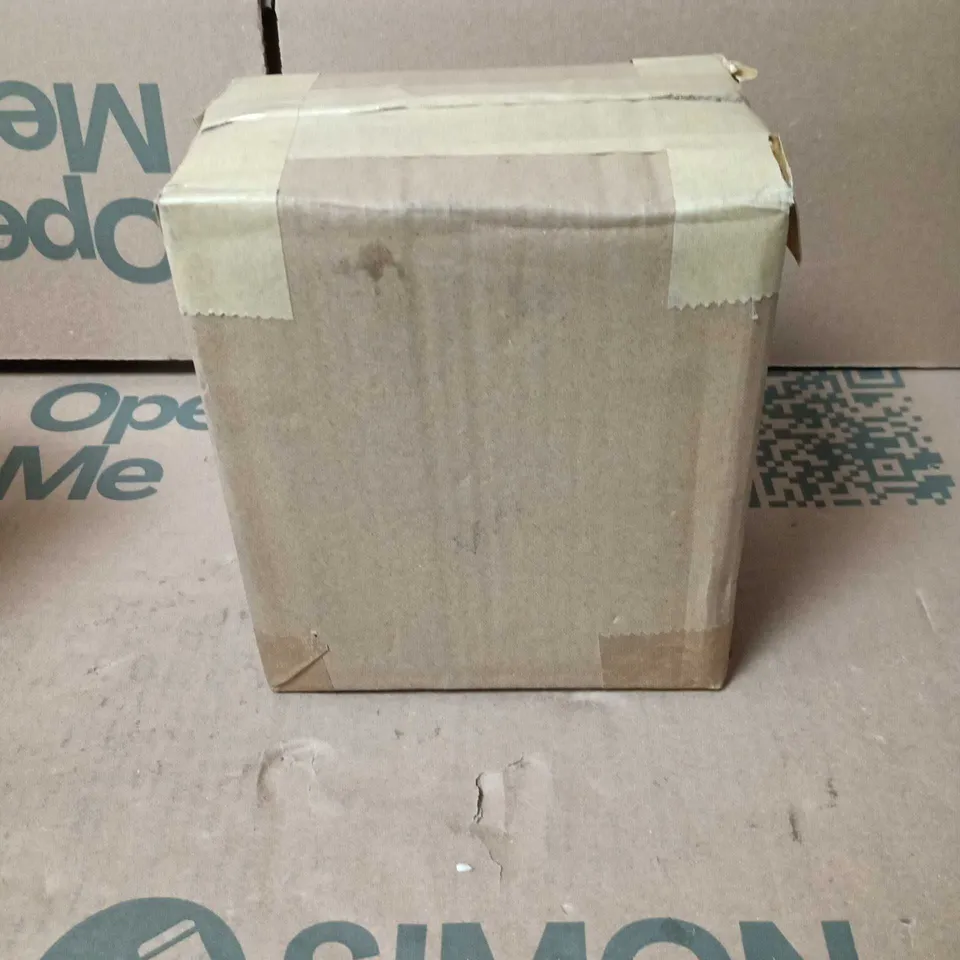 3 X SET OF 2 LIGHT UP TELEPHONE BOX CHRISTMAS DECORATION (SANTA & SNOWMAN) BOXED