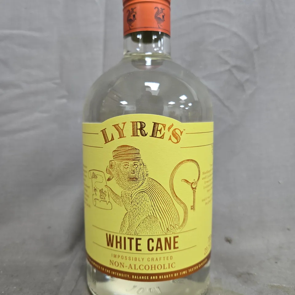 LYRE'S WHITE CANE NON-ALCOHOLIC DRINK (700ML)
