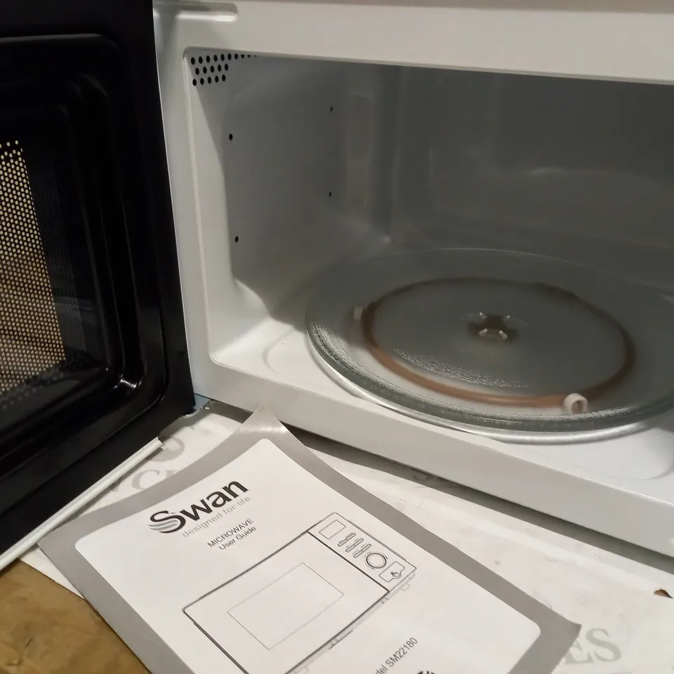 SWAN 20L 700W MANUAL MICROWAVE RRP £54