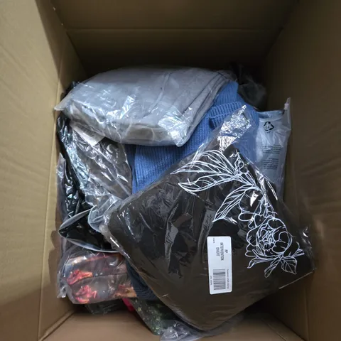 LARGE BOX OF ASSORTED CLOTHING ITEMS IN VARIOUS SIZES, STYLES AND COLOUR 