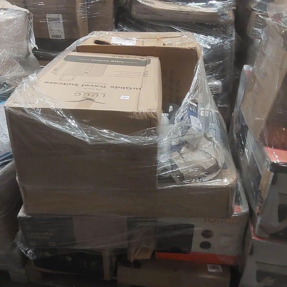 PALLET OF ASSORTED E-COMMERCE GOODS AND PRODUCTS TO INCLUDE: SUITCASE, MICROWAVE, NON-SLIP DESK MATS, SLEEPING BAG, CAMPING WAGON ECT