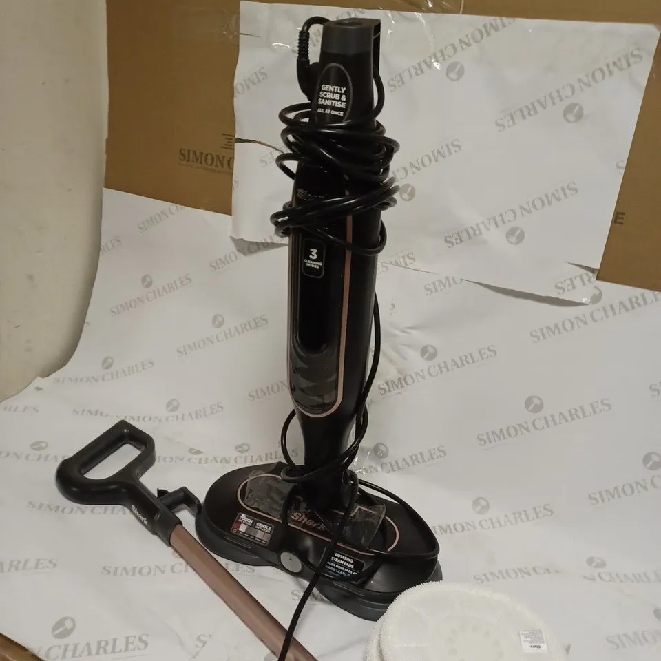 SHARK STEAM SCRUBBER WITH STEAM BLAST S7201 